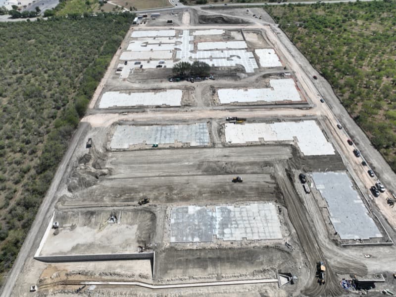 Large commercial and industrial concrete foundations